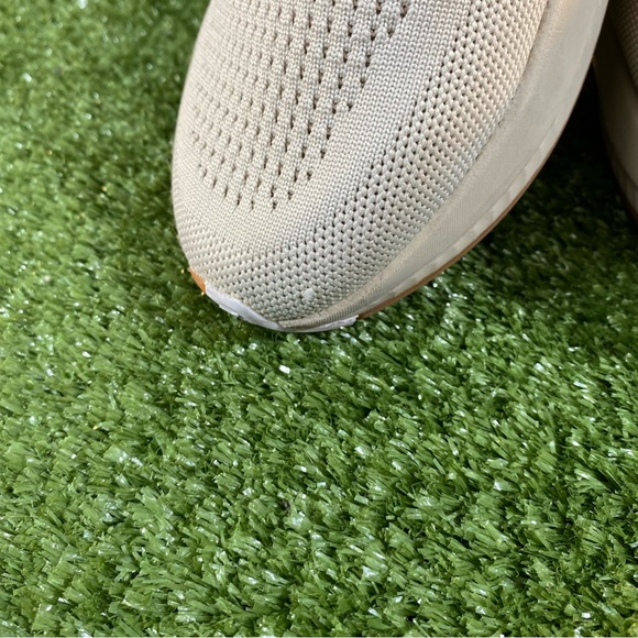 Flux footwear Women's Cream Sneakers - Picture 15 of 16